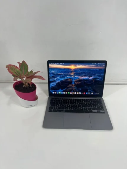 Apple MacBook Air A2337